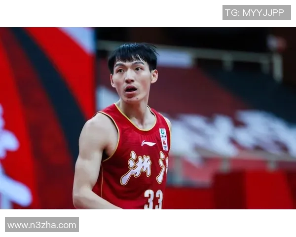 吴前：从篮球场上的闪耀星光到生活中的坚韧奋斗者