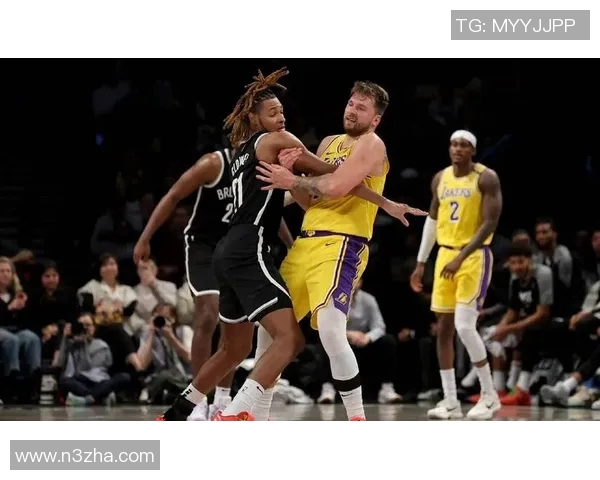 湖人对阵篮网精彩对决腾讯体育全程直播赛况分析与球员表现解读